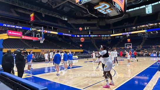 Pitt vs. Clemson, 12:01 p.m. taken in Oakland