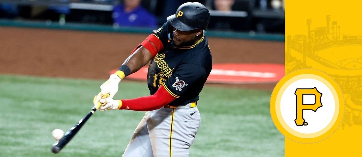 Cruz calls his shot and delivers taken in Arlington, Texas (Pirates)